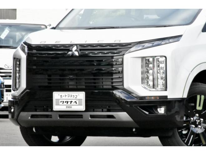 デリカD:5　Chamonix　４ＷＤ　登録済未使用車　シャモニーコンプリートパッケージ　アルパインナビビッグＸ　ドラレコ前後　フロアマット