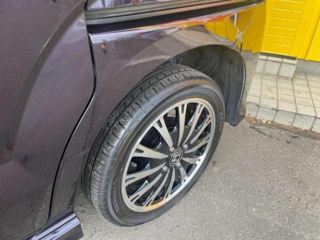 N-BOXカスタムG ターボSSパッケージ 4WD　1年走行距離無制限保証/Bluetooth/両側パワースライドドア/ナビTV/バックカメラ/純正ビルトインETC/純正エンジンスターター/全席シートヒーター/ハーフレザーシート/HID/クルーズコントロール/法定整備付き 660