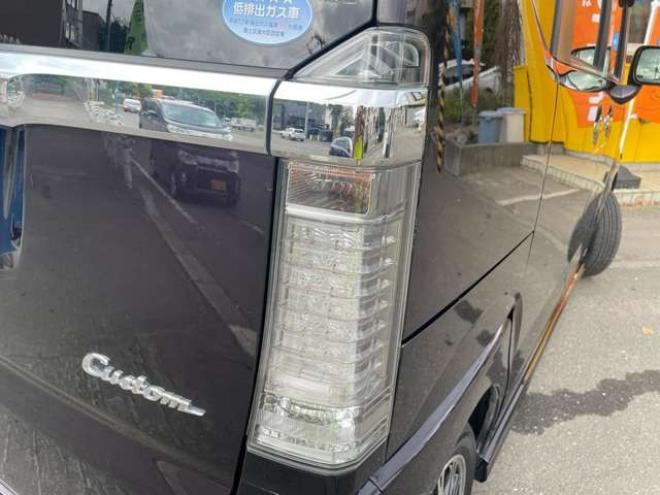 N-BOXカスタムG ターボSSパッケージ 4WD　1年走行距離無制限保証/Bluetooth/両側パワースライドドア/ナビTV/バックカメラ/純正ビルトインETC/純正エンジンスターター/全席シートヒーター/ハーフレザーシート/HID/クルーズコントロール/法定整備付き 660