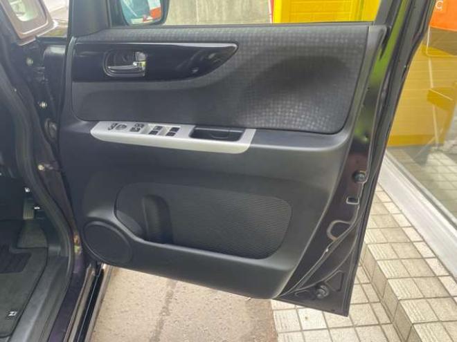 N-BOXカスタムG ターボSSパッケージ 4WD　1年走行距離無制限保証/Bluetooth/両側パワースライドドア/ナビTV/バックカメラ/純正ビルトインETC/純正エンジンスターター/全席シートヒーター/ハーフレザーシート/HID/クルーズコントロール/法定整備付き 660