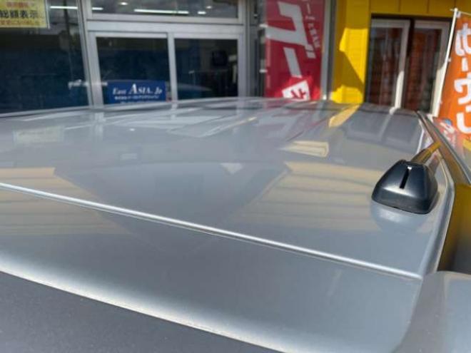 N-BOXカスタムG ターボ Lパッケージ 2トーンカラースタイル 4WD　1年走行距離無制限保証/Bluetooth/フルセグTV/両側パワースライドドア/バックカメラ/純正エンジンスターター/純正プレミアムインターナビ/ハーフレザーシート/前席シートヒータ/HID/車検整備2年付/修復歴無し 660