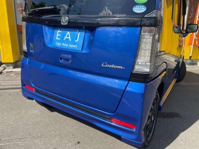 N-BOXカスタムG ターボ Lパッケージ 2トーンカラースタイル 4WD　1年走行距離無制限保証/Bluetooth/フルセグTV/両側パワースライドドア/バックカメラ/純正エンジンスターター/純正プレミアムインターナビ/ハーフレザーシート/前席シートヒータ/HID/車検整備2年付/修復歴無し 660