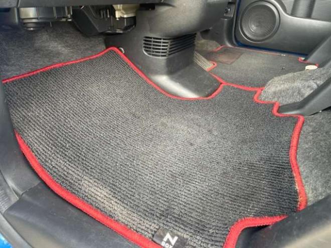 N-BOXカスタムG ターボ Lパッケージ 2トーンカラースタイル 4WD　1年走行距離無制限保証/Bluetooth/フルセグTV/両側パワースライドドア/バックカメラ/純正エンジンスターター/純正プレミアムインターナビ/ハーフレザーシート/前席シートヒータ/HID/車検整備2年付/修復歴無し 660