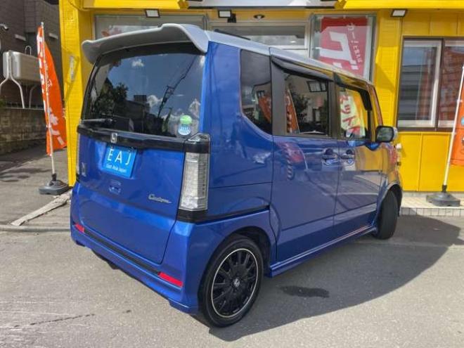 N-BOXカスタムG ターボ Lパッケージ 2トーンカラースタイル 4WD　1年走行距離無制限保証/Bluetooth/フルセグTV/両側パワースライドドア/バックカメラ/純正エンジンスターター/純正プレミアムインターナビ/ハーフレザーシート/前席シートヒータ/HID/車検整備2年付/修復歴無し 660
