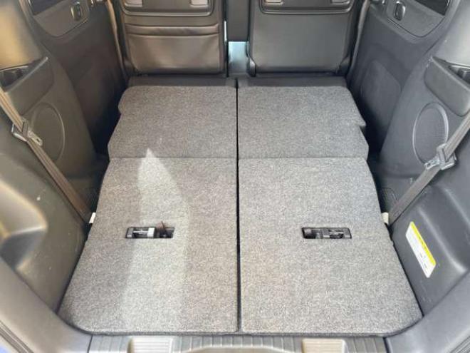 N-BOXカスタムG ターボ Lパッケージ 2トーンカラースタイル 4WD　1年走行距離無制限保証/Bluetooth/フルセグTV/両側パワースライドドア/バックカメラ/純正エンジンスターター/純正プレミアムインターナビ/ハーフレザーシート/前席シートヒータ/HID/車検整備2年付/修復歴無し 660