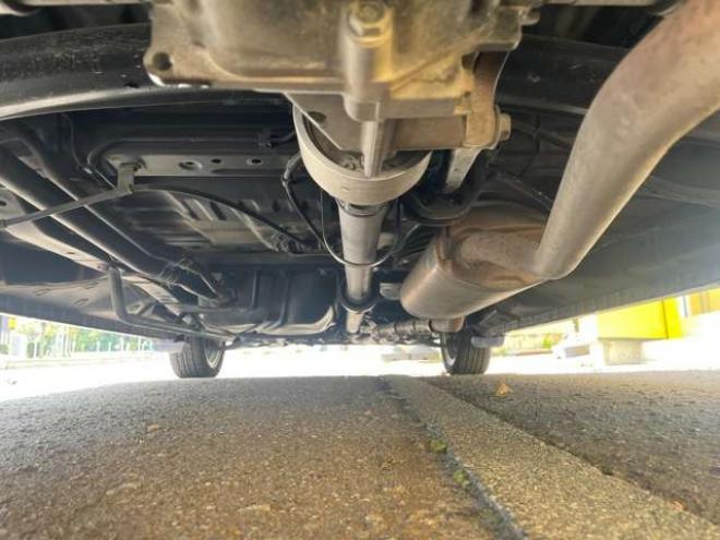 N-BOXカスタムG ターボ Lパッケージ 2トーンカラースタイル 4WD　1年走行距離無制限保証/Bluetooth/フルセグTV/両側パワースライドドア/バックカメラ/純正エンジンスターター/純正プレミアムインターナビ/ハーフレザーシート/前席シートヒータ/HID/車検整備2年付/修復歴無し 660