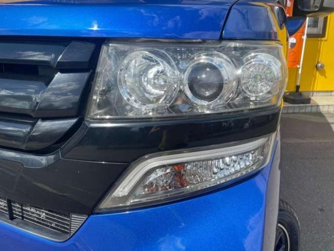 N-BOXカスタムG ターボ Lパッケージ 2トーンカラースタイル 4WD　1年走行距離無制限保証/Bluetooth/フルセグTV/両側パワースライドドア/バックカメラ/純正エンジンスターター/純正プレミアムインターナビ/ハーフレザーシート/前席シートヒータ/HID/車検整備2年付/修復歴無し 660