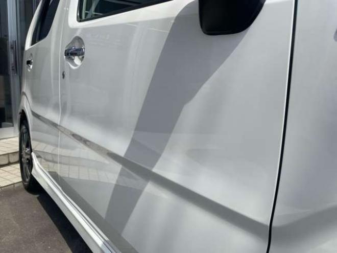 ワゴンRスティングレー ハイブリッド T 4WD　1年保証付/Bluetooth/ナビ・フルセグ/バックカメラ/ターボ/禁煙車/クルーズコントロール 660