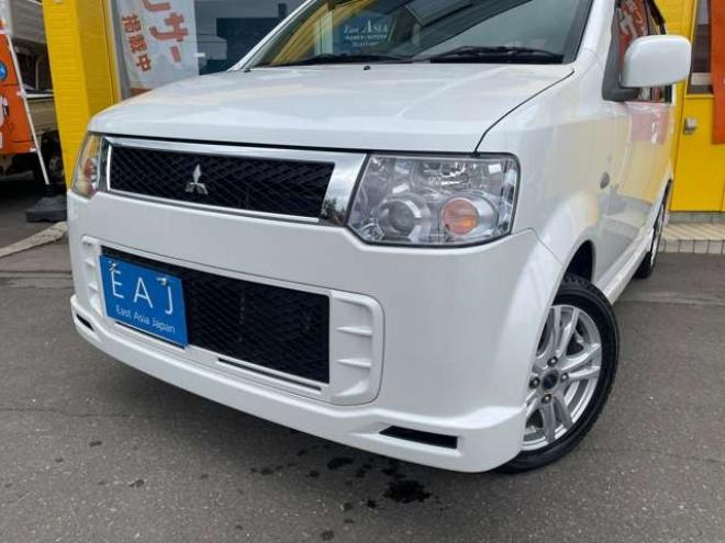 eKスポーツR 4WD　1年走行距離無制限保証/インタークーラーターボ/4速AT/キーレス/HIDヘッドライト/シートヒーター/走行69000キロ/車検整備付/法定整備/修復歴無し/禁煙車 660