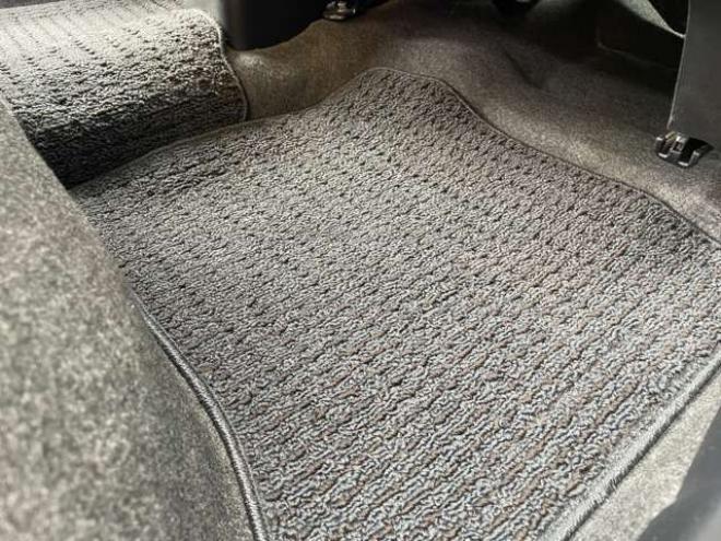 eKスポーツR 4WD　1年走行距離無制限保証/インタークーラーターボ/4速AT/キーレス/HIDヘッドライト/シートヒーター/走行69000キロ/車検整備付/法定整備/修復歴無し/禁煙車 660