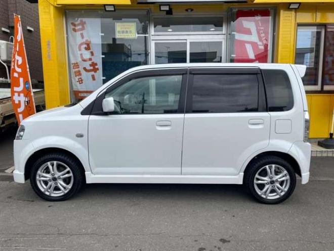 eKスポーツR 4WD　1年走行距離無制限保証/インタークーラーターボ/4速AT/キーレス/HIDヘッドライト/シートヒーター/走行69000キロ/車検整備付/法定整備/修復歴無し/禁煙車 660