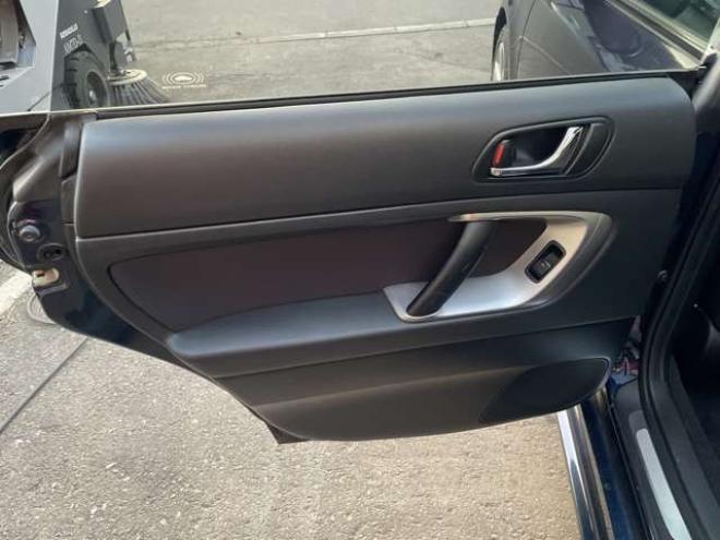 レガシィB4 2.0 GT スペックB 4WD　6速MT!市内コ・ミ・コ・ミ 2000