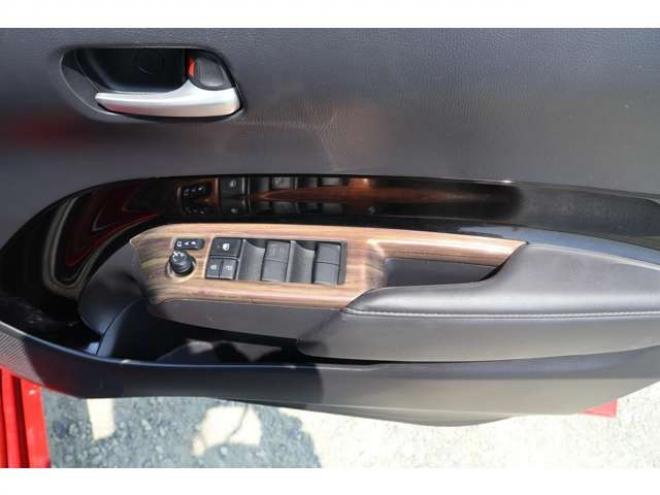 アクア1.5 Z E-Four 4WD　検2年　360カメラ　クルーズコントロール 1500