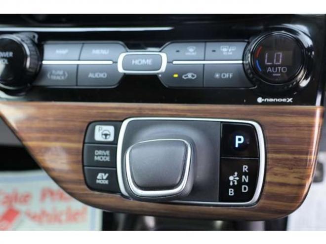 アクア1.5 Z E-Four 4WD　検2年　360カメラ　クルーズコントロール 1500