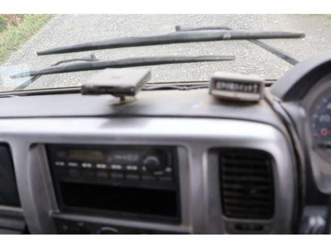 レンジャークレーン車　検1年　三段　フックイン 2WD 4700