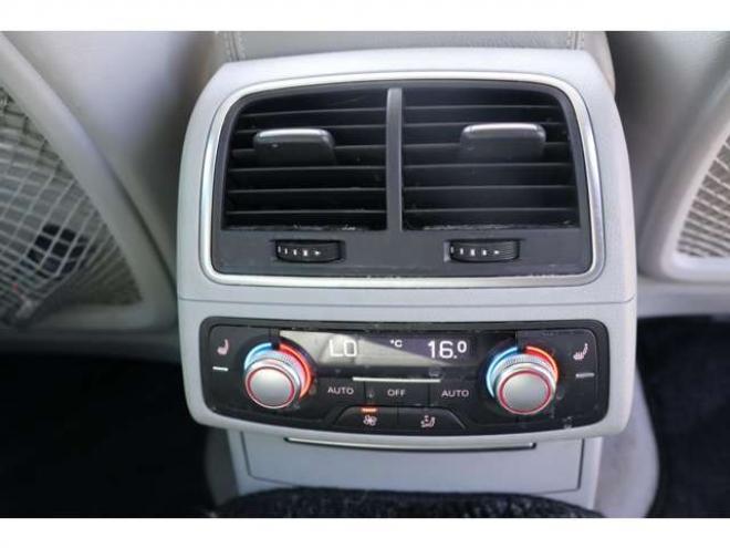 アウディA7スポーツバック 3.0 TFSI クワトロ 4WD　検2年　クルコン　シートヒーター 正規輸入車 3000