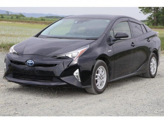 プリウス1.8 S E-Four 4WD　検2年　バックモニター 1800