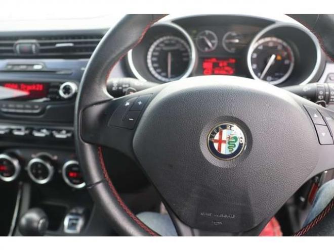 アルファロメオジュリエッタ コンペティツォーネ　検2年　自社　ローンカノウ　外マフラー 正規輸入車 2WD 1400