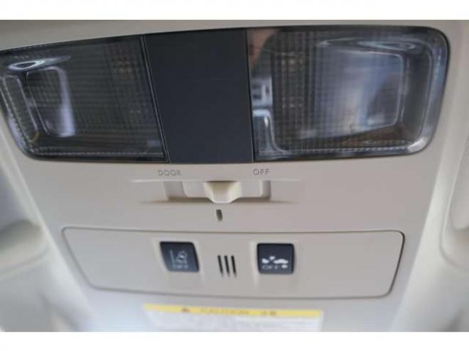 レヴォーグ1.6 GT アイサイト 4WD　検2年　スマートキー　自社 ローンカノウ 1600