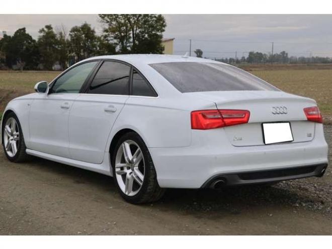 アウディA6 2.8 FSI クワトロ Sラインパッケージ 4WD　検R9/7　フルセグ　パドルシフト　シートヒーター　バックカメラ 正規輸入車 2800