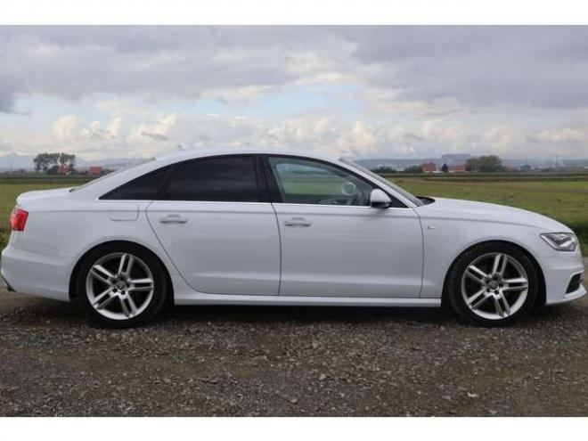 アウディA6 2.8 FSI クワトロ Sラインパッケージ 4WD　検R9/7　フルセグ　パドルシフト　シートヒーター　バックカメラ 正規輸入車 2800