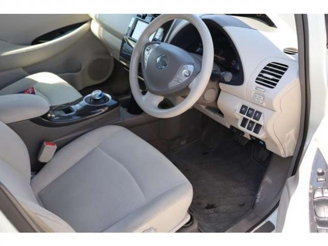 リーフG　検2年　自社　ローンカノウ 2WD 不明