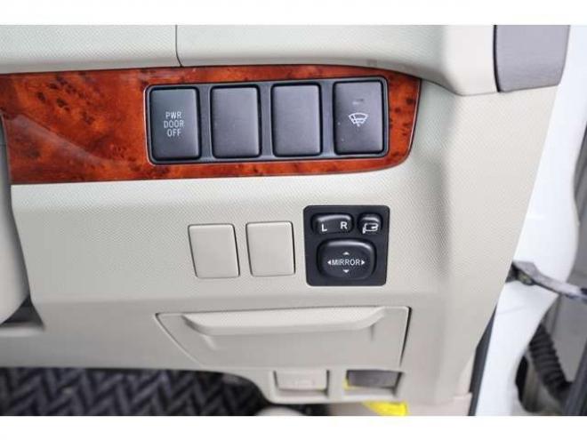 エスティマ2.4 アエラス 4WD　検2年　エンスタ　両側電スラ　自社　ローンカノウ 2400