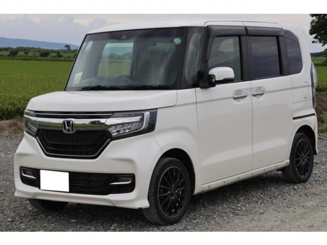 N-BOXカスタム 660 G L ホンダセンシング 4WD　検R8/11　外アルミ　スマートキー 660