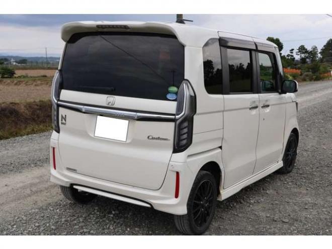 N-BOXカスタム 660 G L ホンダセンシング 4WD　検R8/11　外アルミ　スマートキー 660