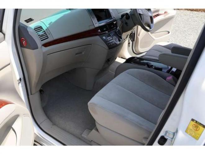 エスティマ2.4 アエラス Gエディション 4WD　検2年　自社　ローンカノウ　両側電スラ 2400