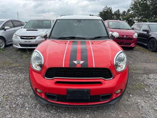 ミニクロスオーバー クーパーS オール4　夏冬タイヤ　ナビ　TV　Bluetooth 正規輸入車 4WD 1600