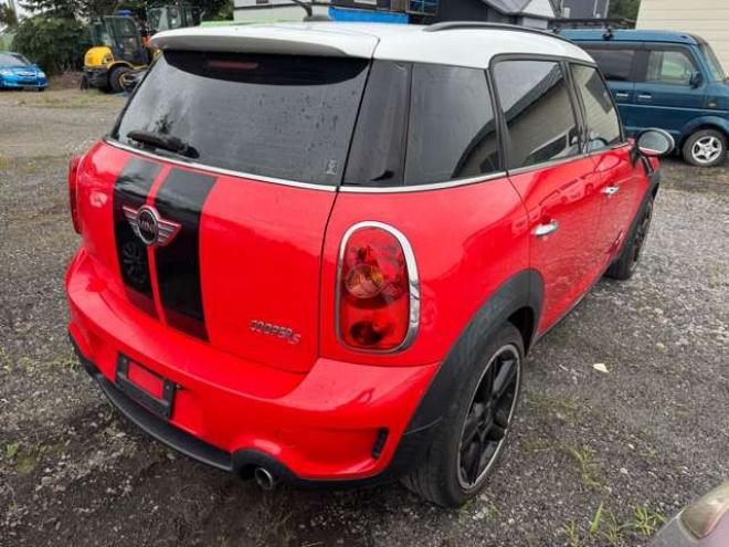 ミニクロスオーバー クーパーS オール4　夏冬タイヤ　ナビ　TV　Bluetooth 正規輸入車 4WD 1600