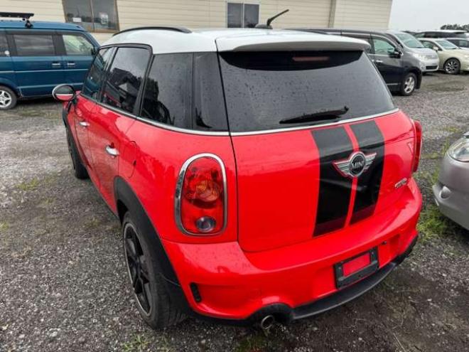 ミニクロスオーバー クーパーS オール4　夏冬タイヤ　ナビ　TV　Bluetooth 正規輸入車 4WD 1600