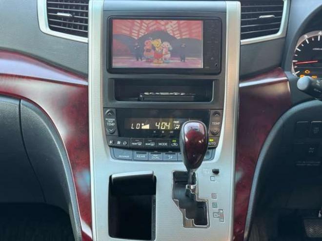 ヴェルファイア2.4 Z 4WD　両側Pスライド　フリップダウン 2400