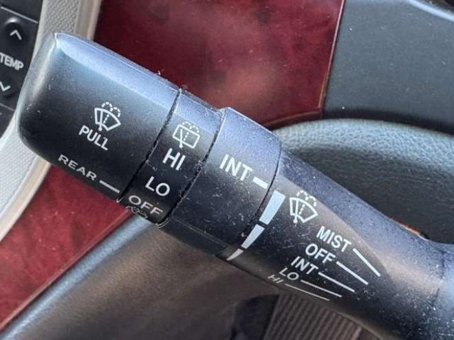 ヴェルファイア2.4 Z 4WD　両側Pスライド　フリップダウン 2400