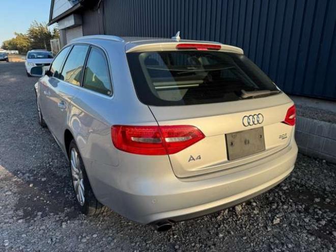 アウディA4アバント 2.0 TFSI クワトロ 4WD　ナビ　TV　Bカメラ　Bluetooth　アイドリングストップ 正規輸入車 2000