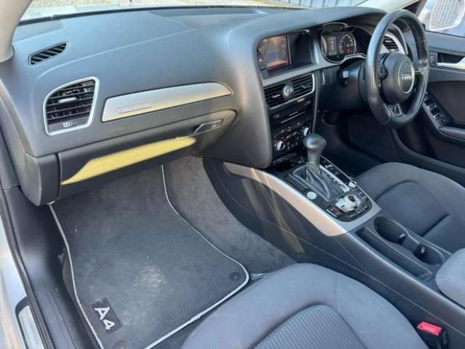 アウディA4アバント 2.0 TFSI クワトロ 4WD　ナビ　TV　Bカメラ　Bluetooth　アイドリングストップ 正規輸入車 2000