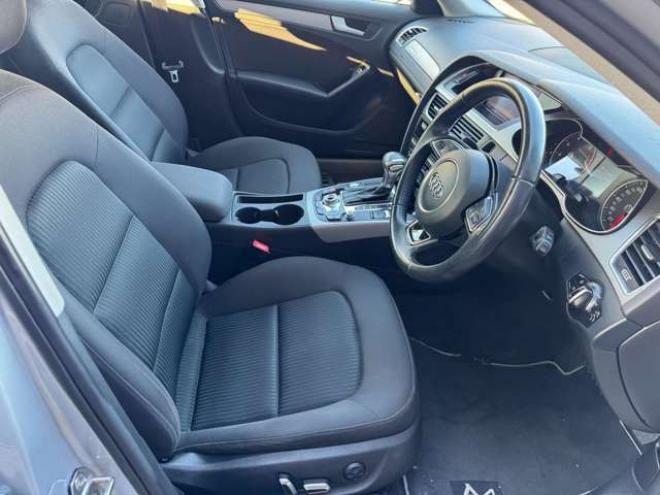 アウディA4アバント 2.0 TFSI クワトロ 4WD　ナビ　TV　Bカメラ　Bluetooth　アイドリングストップ 正規輸入車 2000