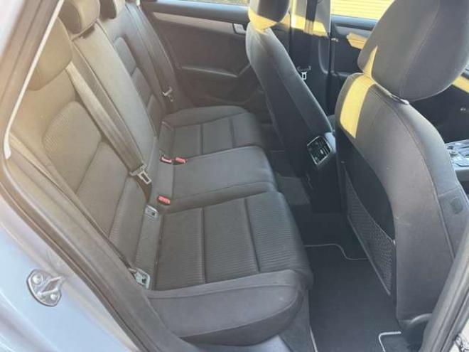 アウディA4アバント 2.0 TFSI クワトロ 4WD　ナビ　TV　Bカメラ　Bluetooth　アイドリングストップ 正規輸入車 2000