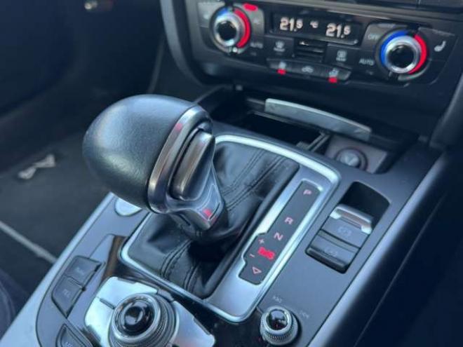 アウディA4アバント 2.0 TFSI クワトロ 4WD　ナビ　TV　Bカメラ　Bluetooth　アイドリングストップ 正規輸入車 2000