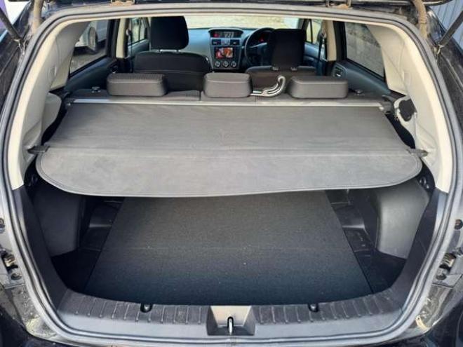 インプレッサスポーツ 1.6 i-L 4WD　ワンオーナー　夏冬タイヤ　ナビ　TV　アイドリングストップ 1600