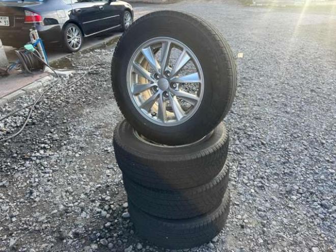 インプレッサスポーツ 1.6 i-L 4WD　ワンオーナー　夏冬タイヤ　ナビ　TV　アイドリングストップ 1600