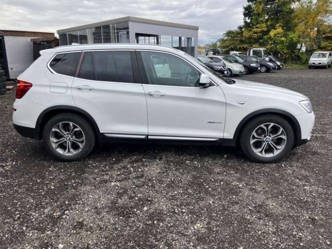 BMWX3 xドライブ20d  xライン ディーゼルターボ 4WD　 2000