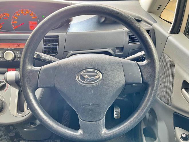 ムーヴメモリアルエディション 4WD 5年保証 スマキー 寒冷地仕様 禁煙 車検整備2年付 修復歴無