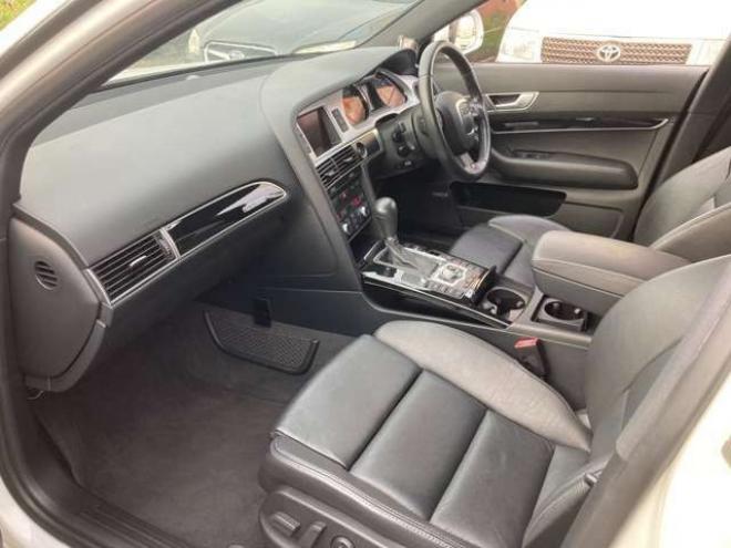 アウディA6 3.0 TFSI クワトロ Sライン 4WD　スマートキー　ナビ・TV ETC 盗難防止システム 革シート オートクルーズコントロール 正規輸入車 3000