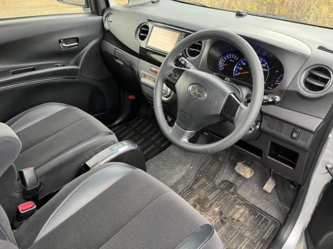 タントエグゼカスタムRS 4WD 660 5Dr