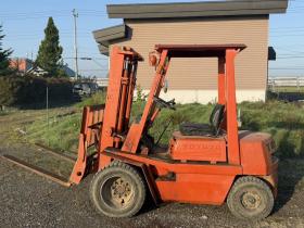 フォークリフト　ヒンジ付き！トヨタ 3FD20 2トン ディーゼル ダブルタイヤ