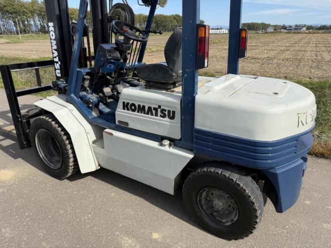 フォークリフトサイドシフト付き！フォークリフト コマツ FD25H-11 2.5トン ディーゼル