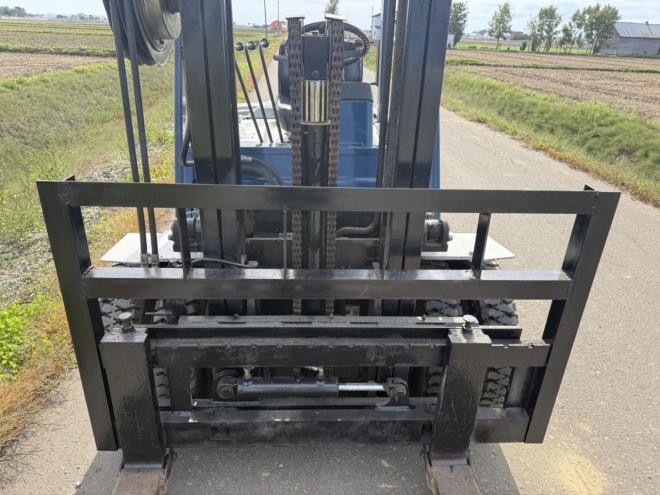 フォークリフトサイドシフト付き！フォークリフト コマツ FD25H-11 2.5トン ディーゼル