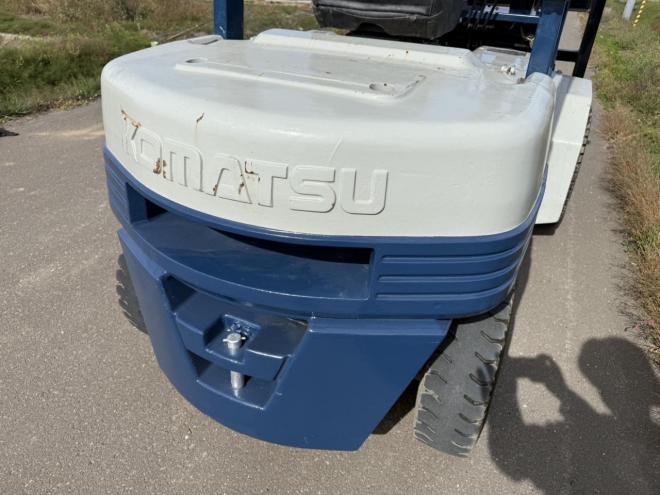 フォークリフトサイドシフト付き！フォークリフト コマツ FD25H-11 2.5トン ディーゼル